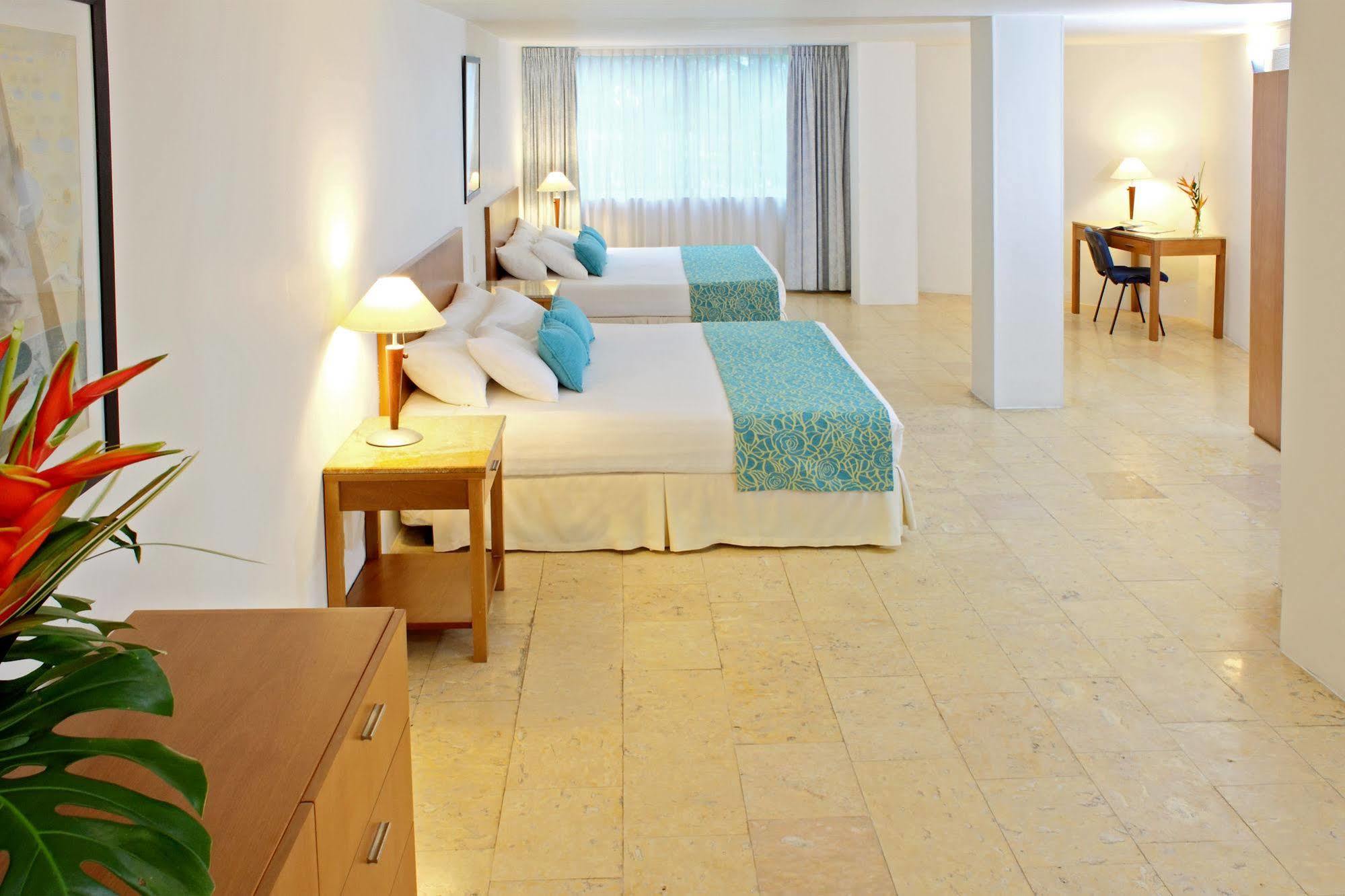 Hotel Oceania Cartagena מראה חיצוני תמונה